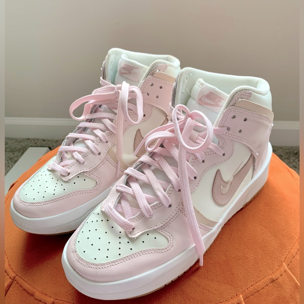 Nike Dunk High Up size 9 pink